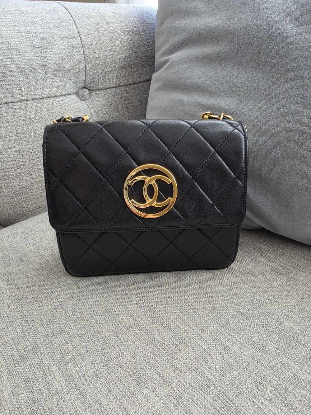 Vintage Chanel Quilted Mini Flap Bag Lambskin with GOLD CC Logo Black